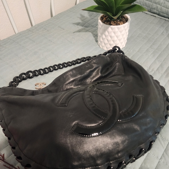 Absolutely beautiful chanel bag authentic 100% - Picture 9 of 13